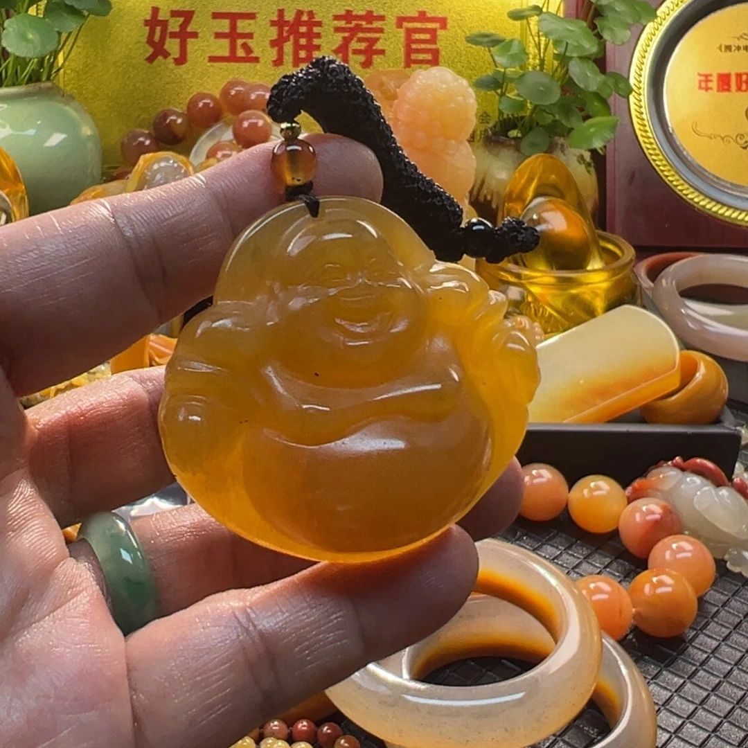 石英质玉未镶嵌颈饰