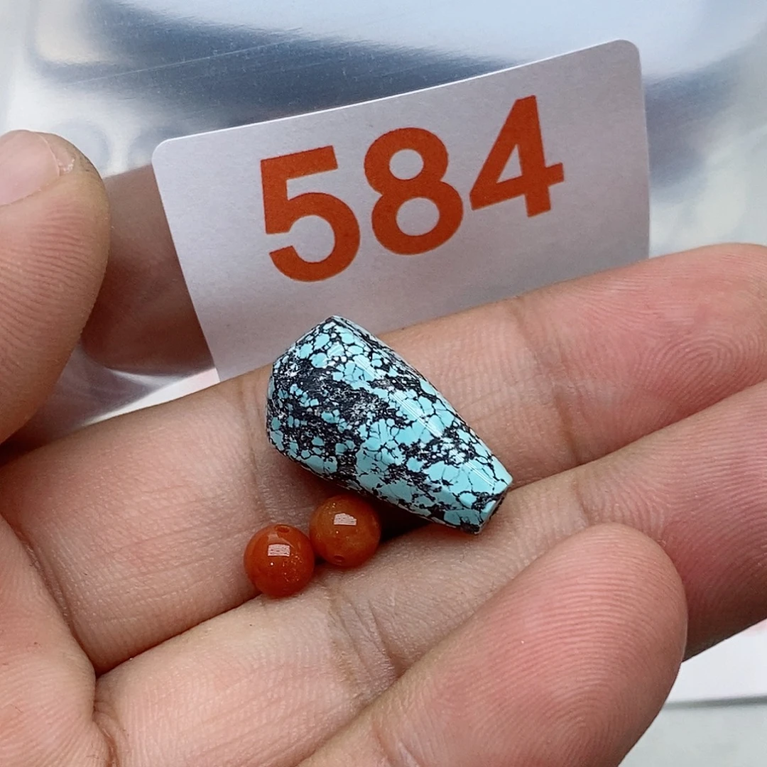 南红玛瑙未镶嵌珠宝奇石