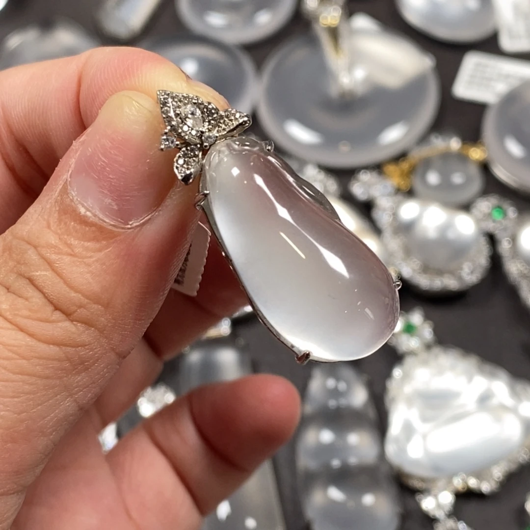 石英质玉银S925镶嵌颈饰福瓜