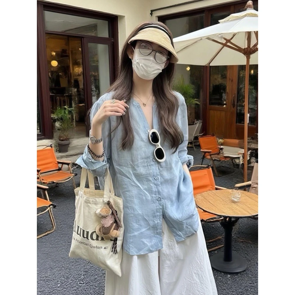 一眼就喜欢上了！蓝色衬衫防晒衣女2025早秋穿搭宽松薄款百搭上衣