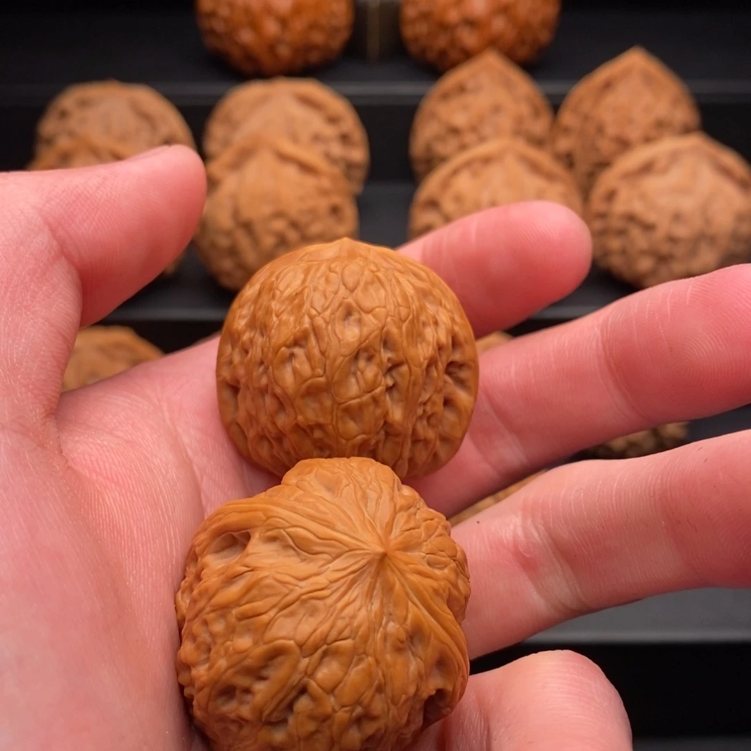 文玩核桃把件祥****品铁锤