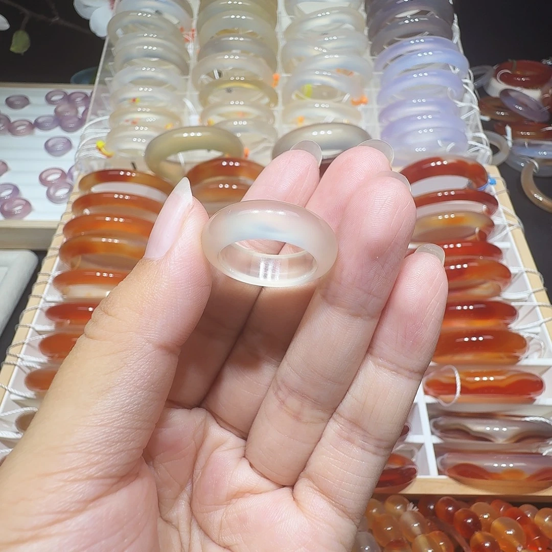 未镶嵌戒圈玛瑙/玉髓