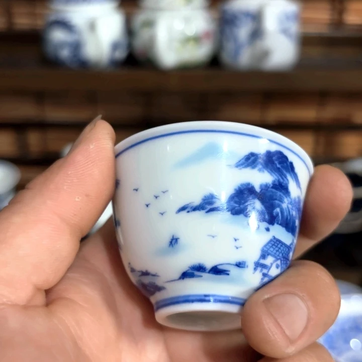 景德镇陶瓷小茶杯