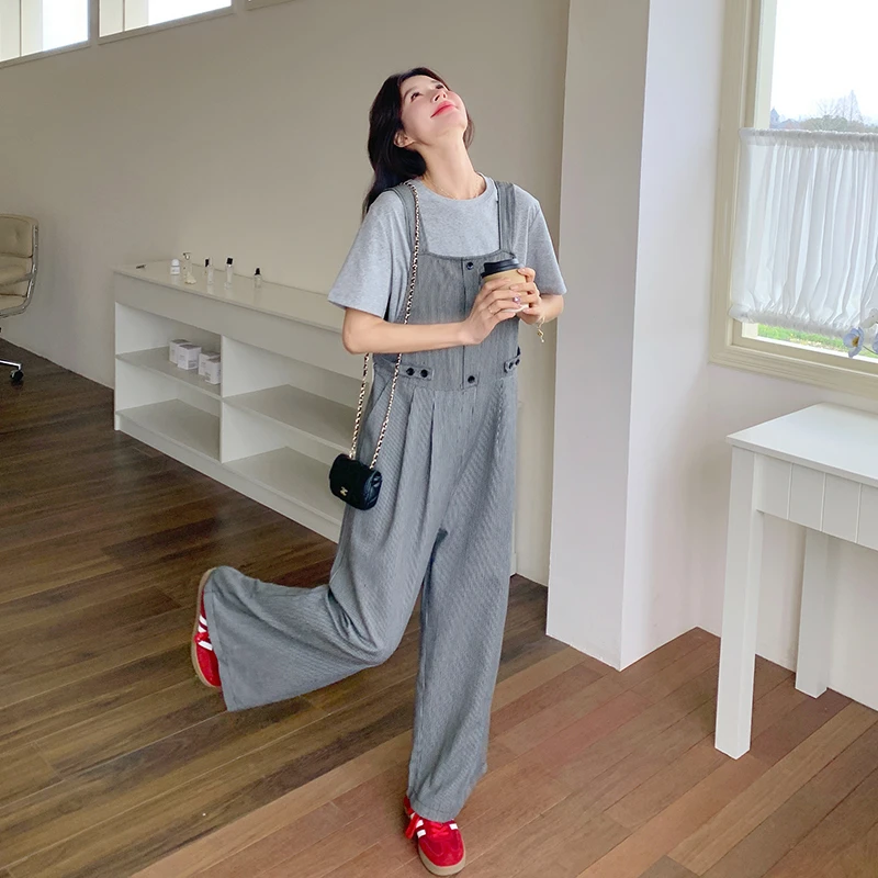 灰色高级感休闲显瘦条纹背带裤长款女夏新款薄款t恤连体裤两件套