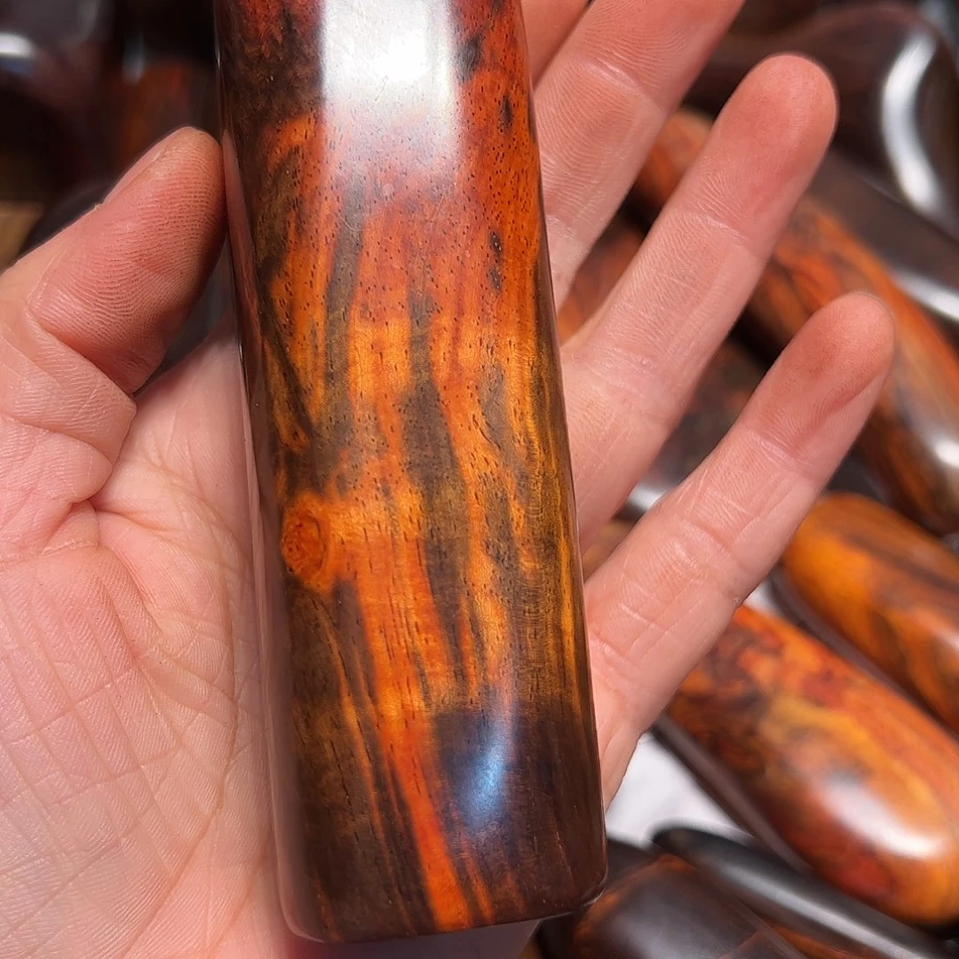 交趾黄檀（大红酸枝）冷**声