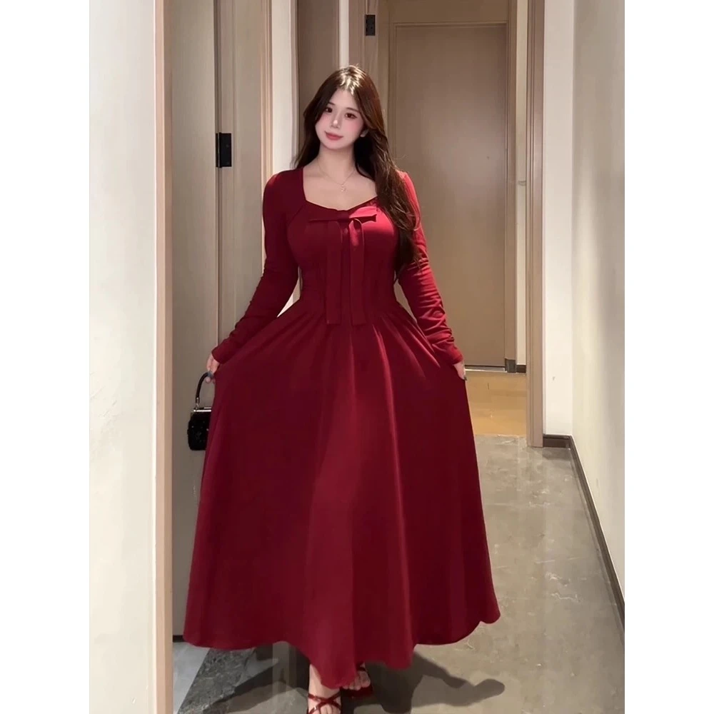 依二一《圣诞新年战袍》气质千金风氛围感法式玫瑰蝴蝶结连衣裙2551