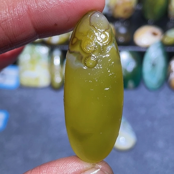 玛瑙/玉髓未镶嵌珠宝奇石
