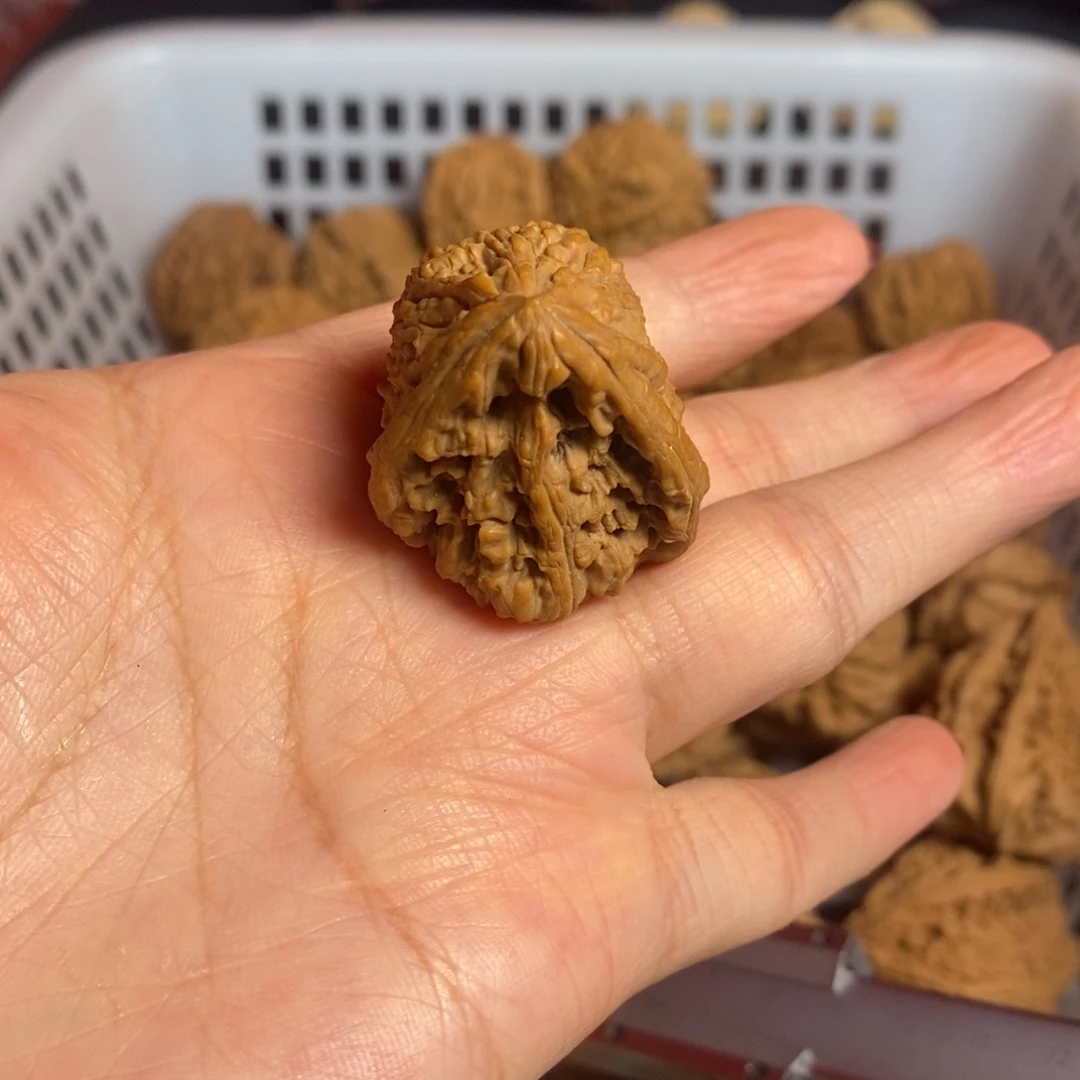 牛***字文玩核桃把件文玩