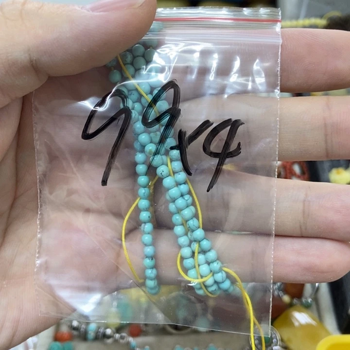 未镶嵌蜜蜡裸石闲**宝串