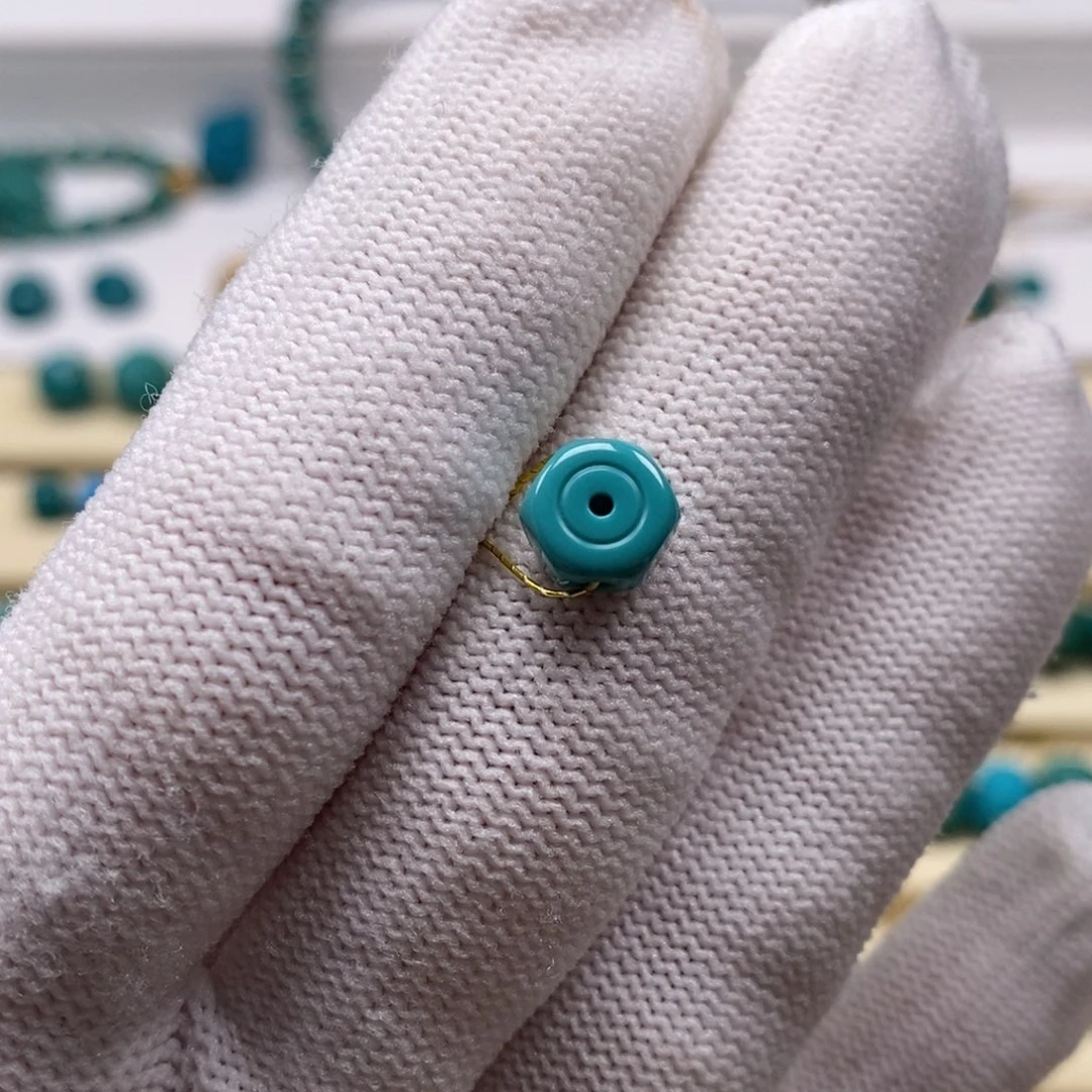 绿松石未镶嵌珠宝奇石背云7.5mm