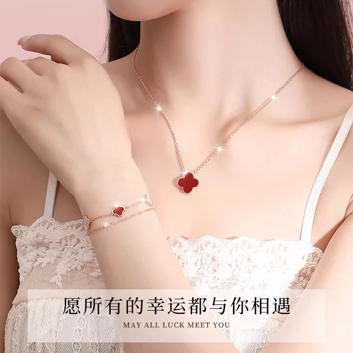 非金属合成锆石项链 幸运四叶草项链女轻奢时尚锁骨链情人节女友