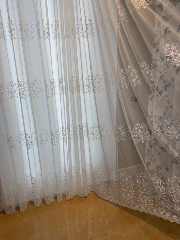 白色四排网纱6米宽2.70米高19-1