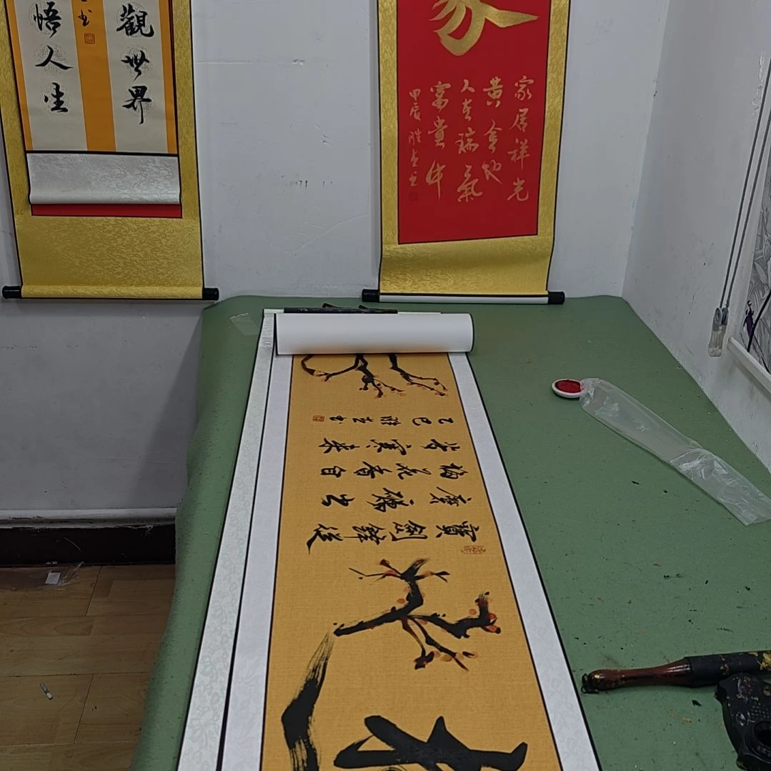 纸本梅花定制书法作品