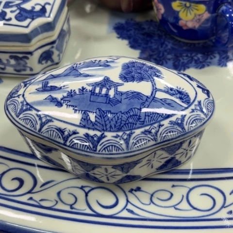 瓷片瓷片瑕疵不退不换，介意不拍