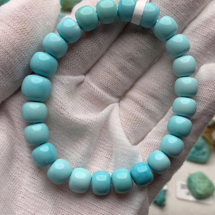 绿松石未镶嵌珠宝奇石高瓷蓝老型手串8.1mm