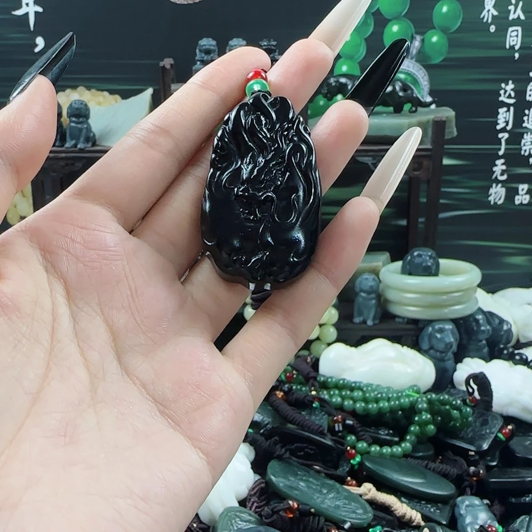 和田玉（黄玉）未镶嵌颈饰