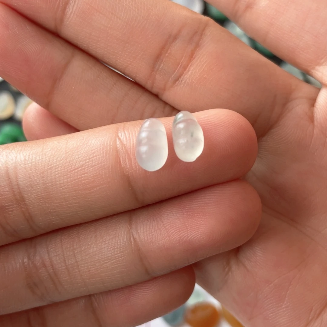 定制翡翠未镶嵌毛货