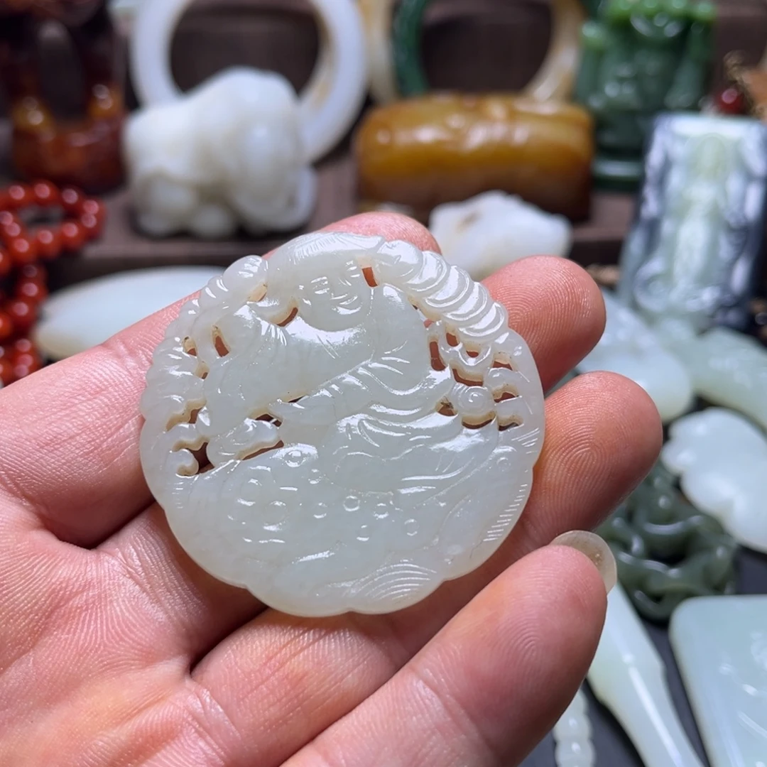 和田玉未镶嵌挂件