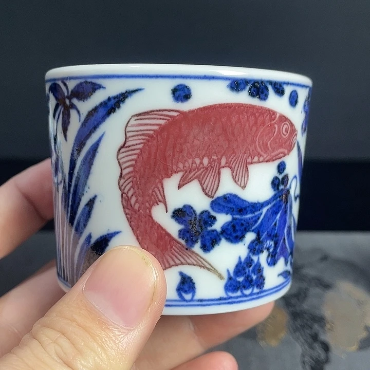 唉***喂青花釉里红柴窑主人杯