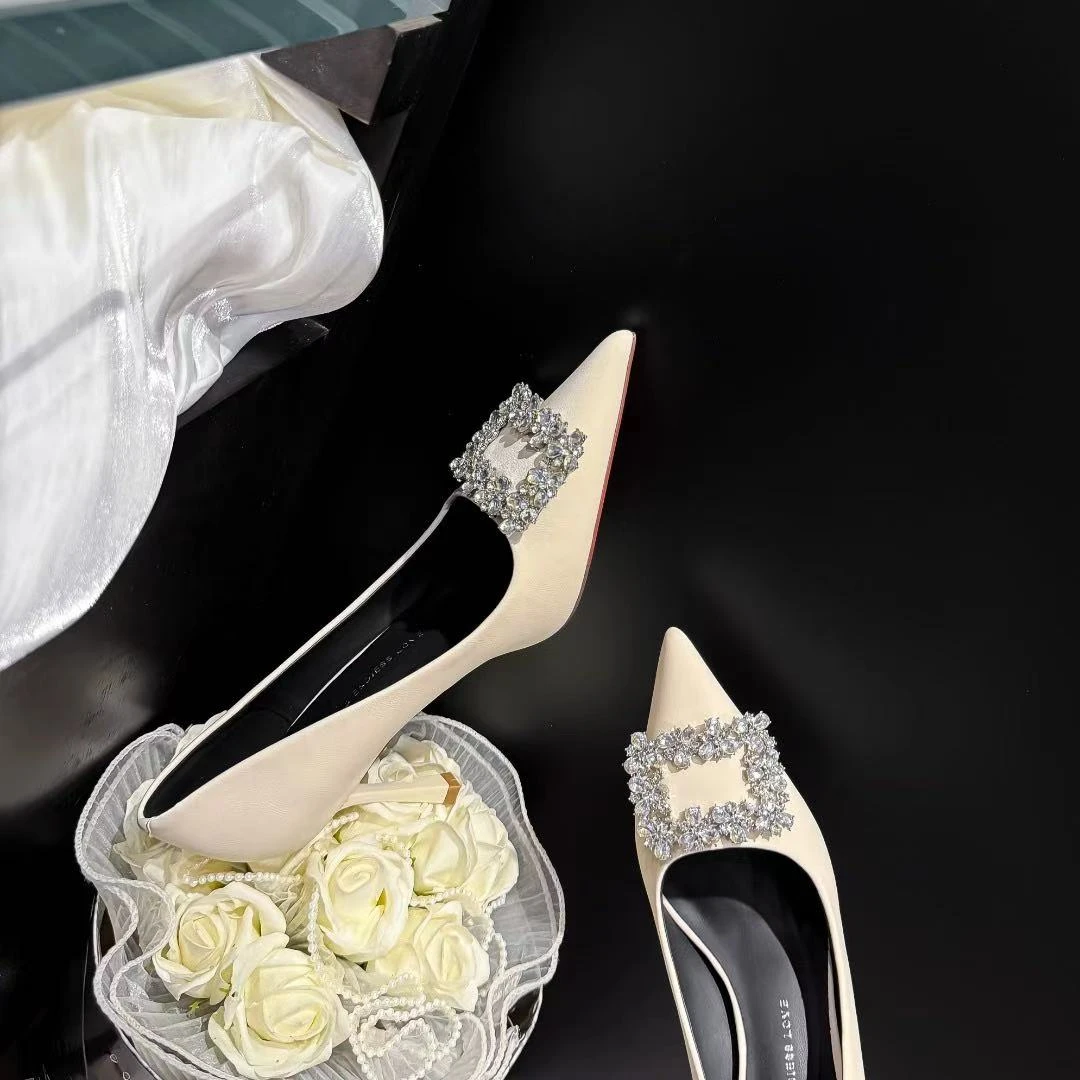 品牌专柜品质新款时尚气质跟鞋