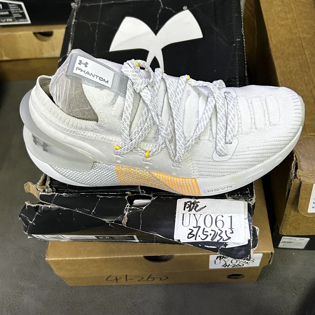 安德玛断号-运动鞋-UY061