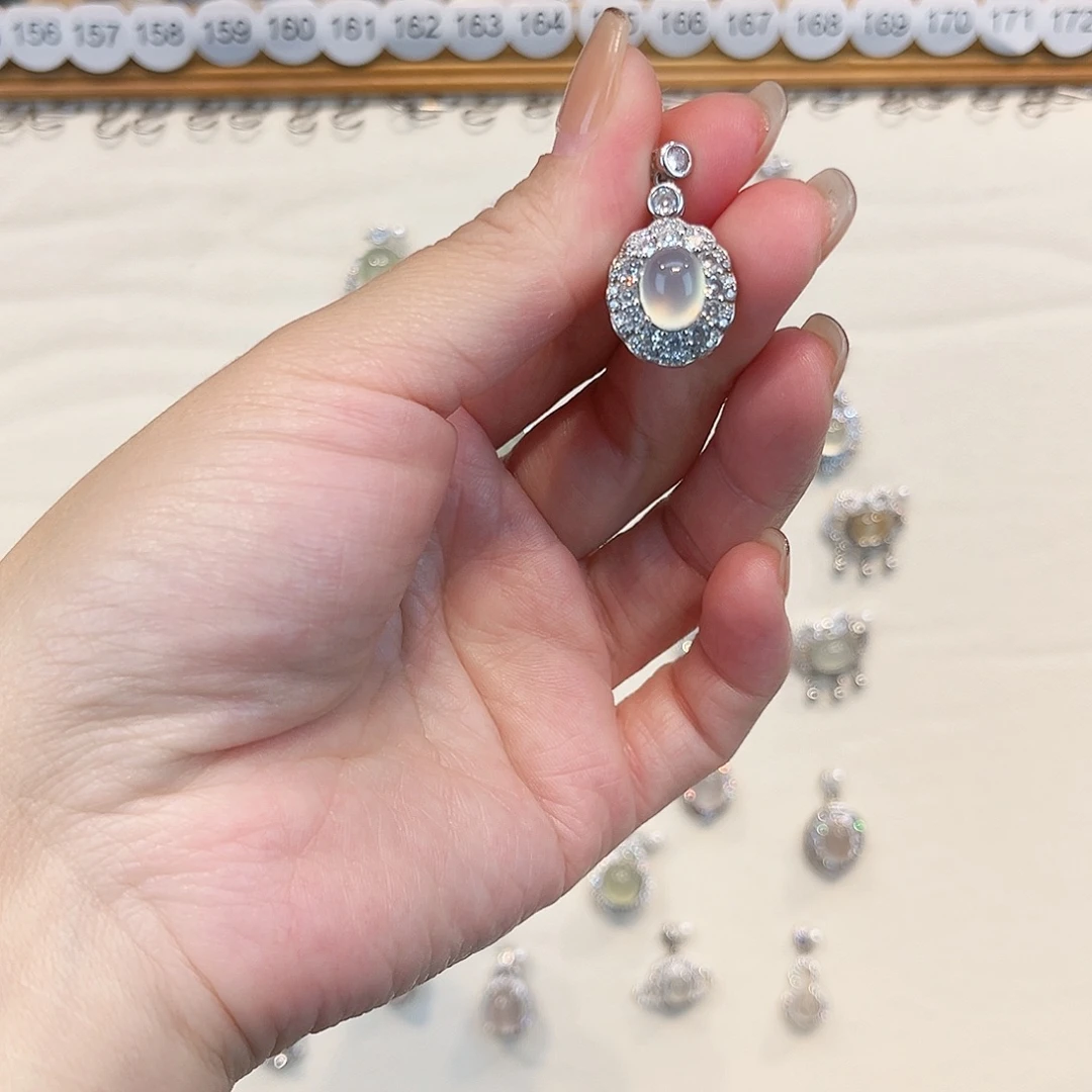 岫玉银S925镶嵌吊坠(赠链)