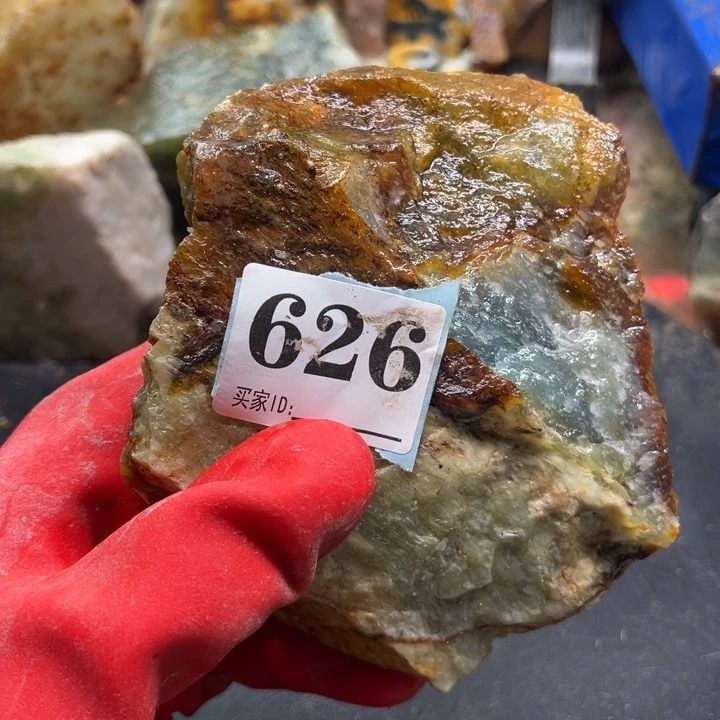 透闪石-蛇纹石玉珠宝奇石未镶嵌双**画