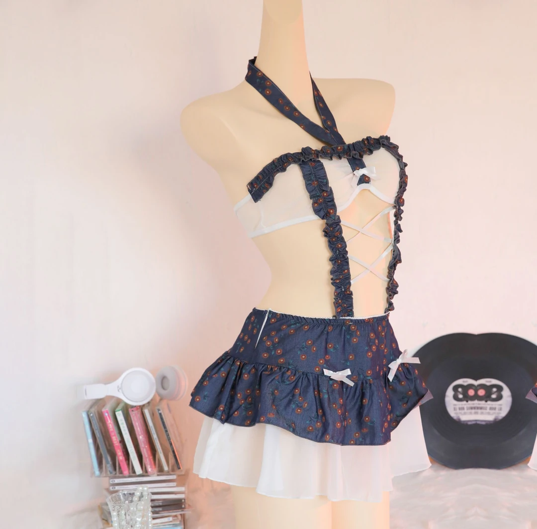 性感连体睡衣短款制服套装一字领气质显瘦复古睡裙