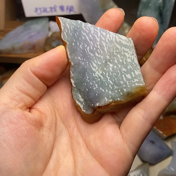 颈饰未镶嵌翡翠天然