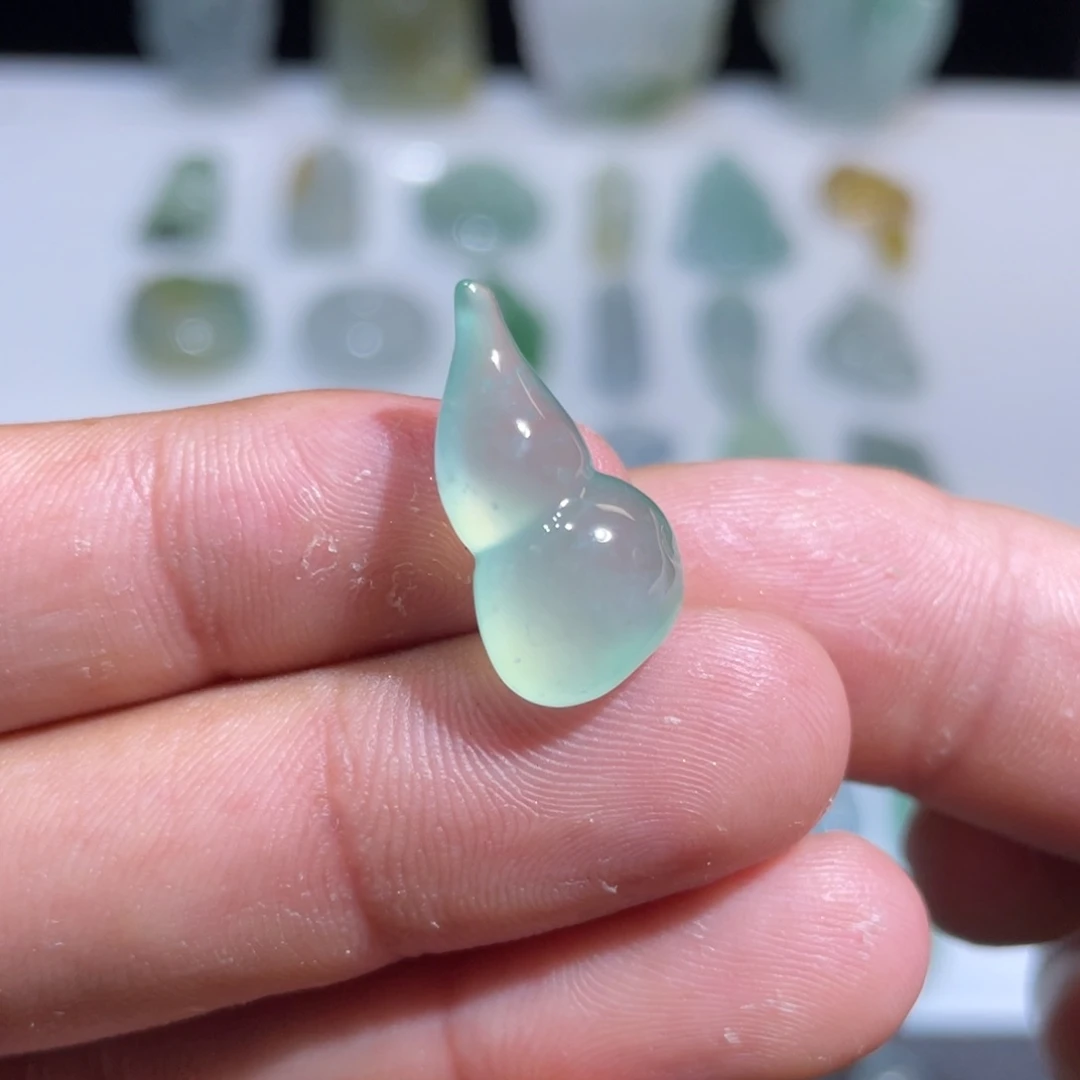 颈饰未镶嵌翡翠济公葫芦