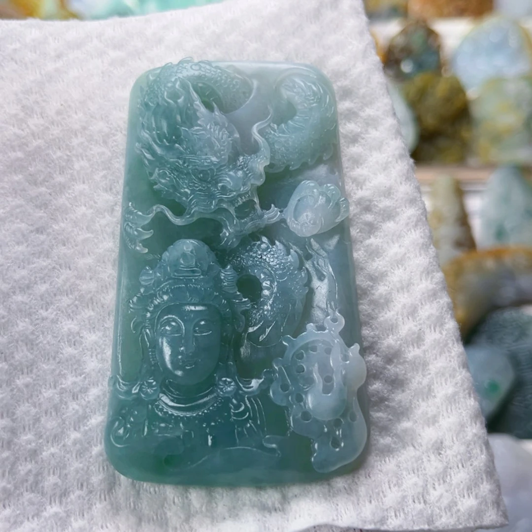 【闪购商品】定制翡翠未镶嵌海*珍观音