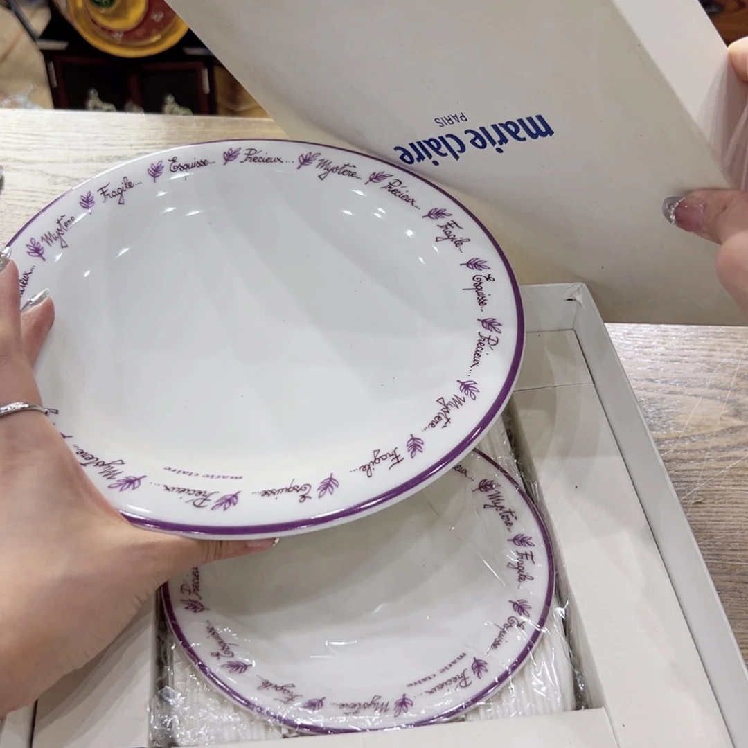 瓷片陶瓷和金属表面涂了