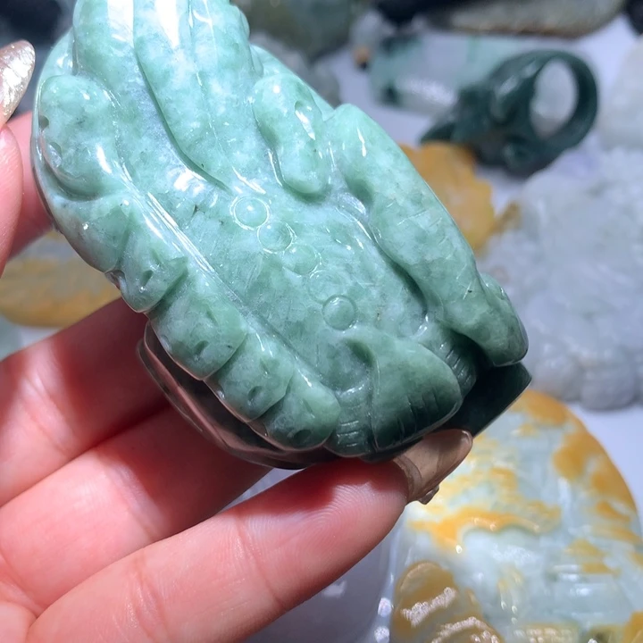 翡翠未镶嵌颈饰保真天然A货翡翠