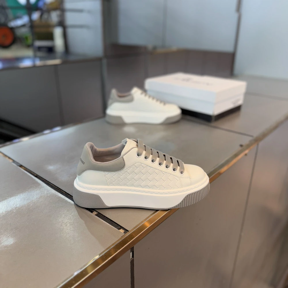 男鞋高级感潮鞋时尚休闲百搭日常耐磨2025年春季新款男士鞋子