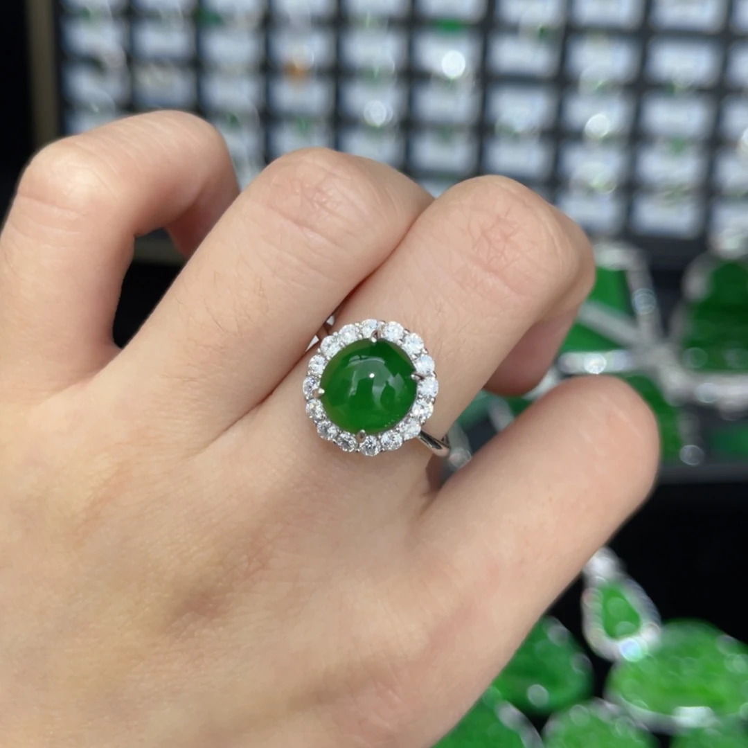 翡翠戒指银S925镶嵌M****?翡翠戒指