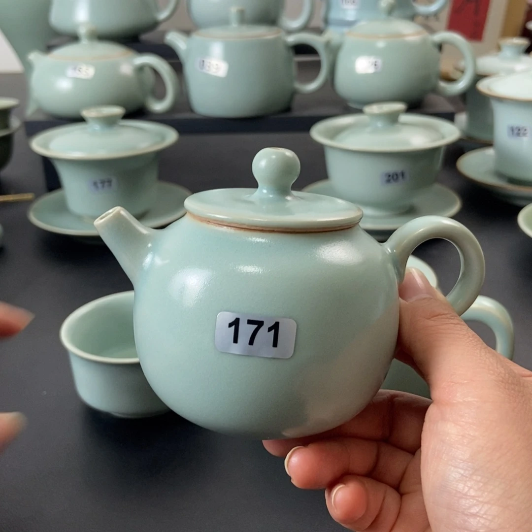 仿古釉水平安壶壶