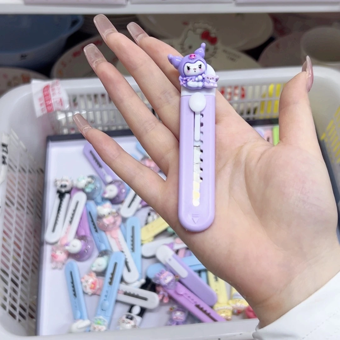 洛***猫偏远地区不包邮 微瑕