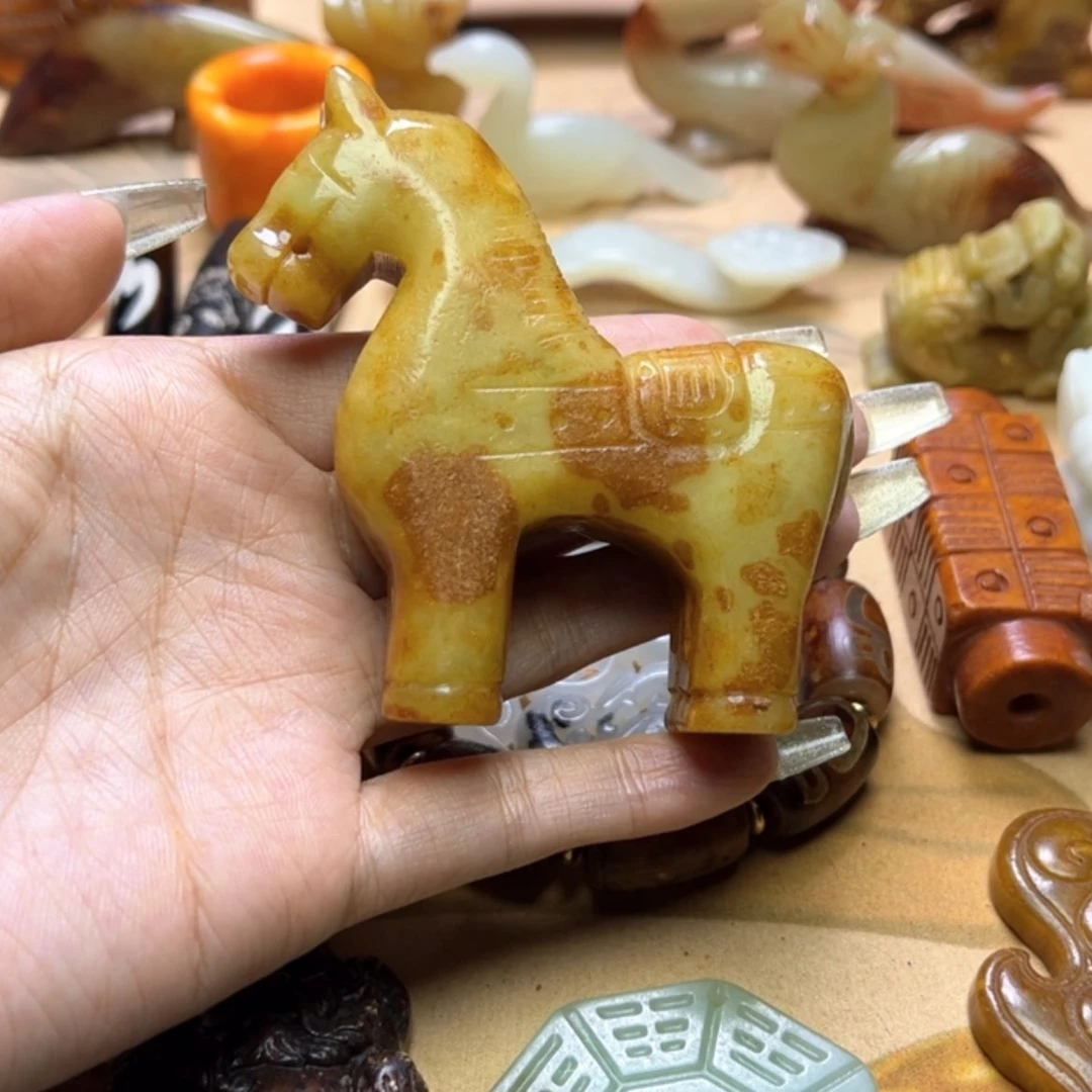 【闪购商品】蛇纹石玉颈饰未镶嵌