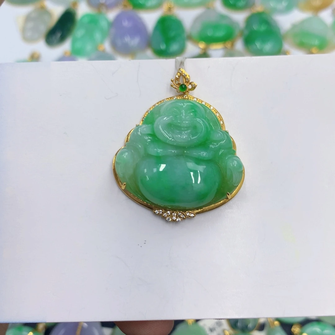 厭***宝翡翠18K金镶嵌颈饰翡翠