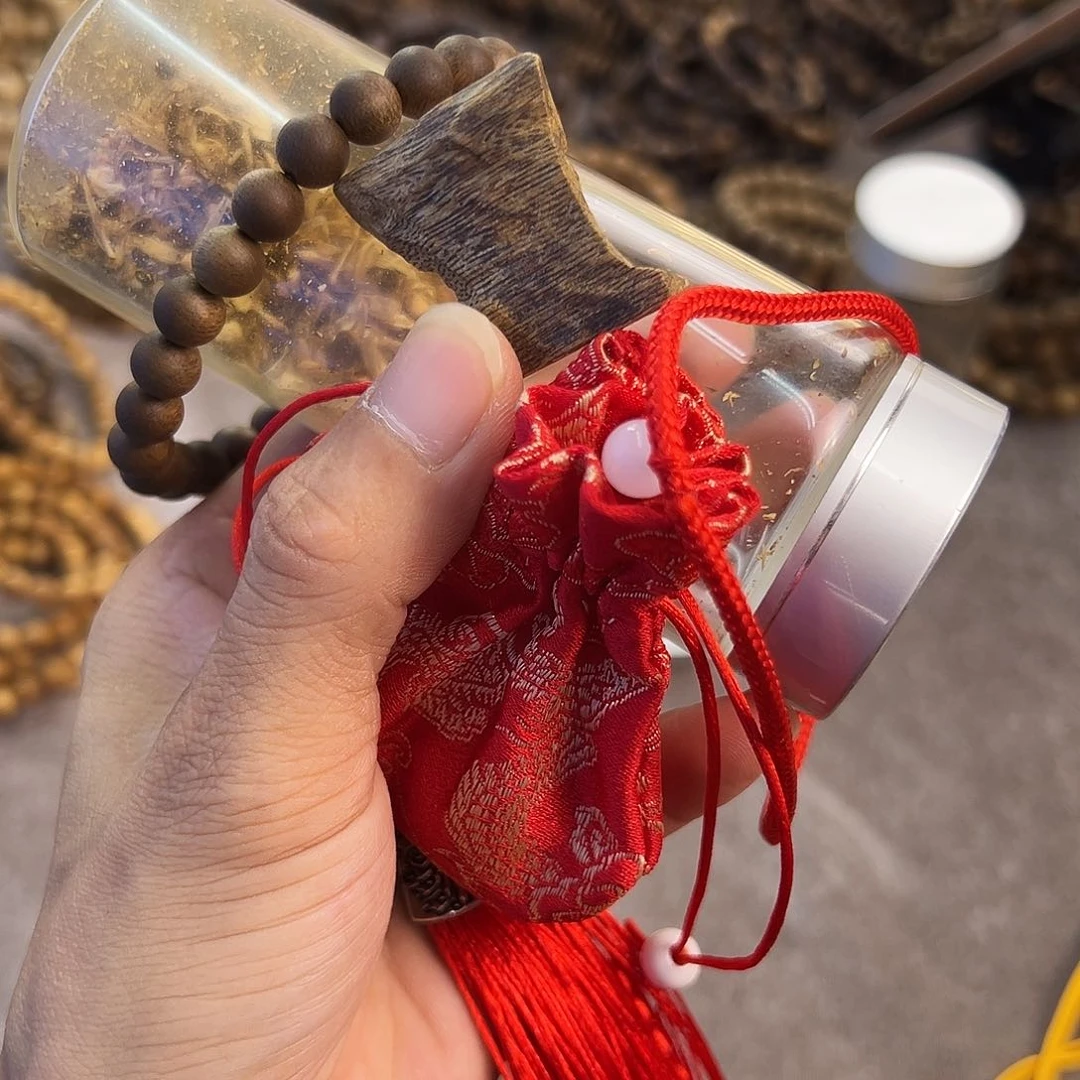 沉香沉香香囊沉香0.8圆珠单圈5克沉浮福利款多样性发一