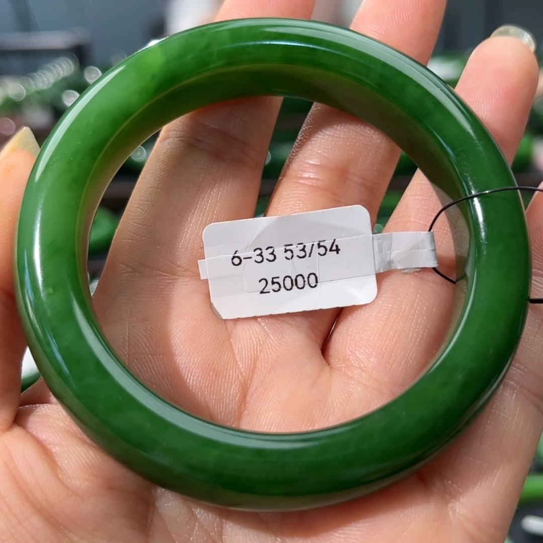 未镶嵌手镯和田玉（碧玉）