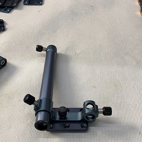 饵料架鱼护架平板抢色划痕