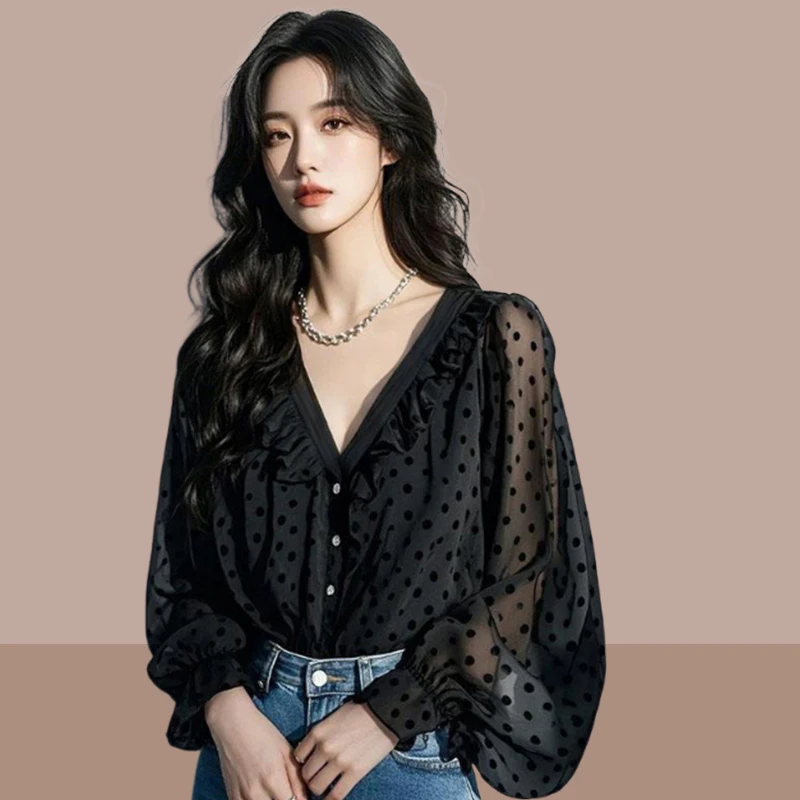 气质轻熟风波点荷叶边雪纺衬衫女2025春秋新流行别致洋气上衣女士