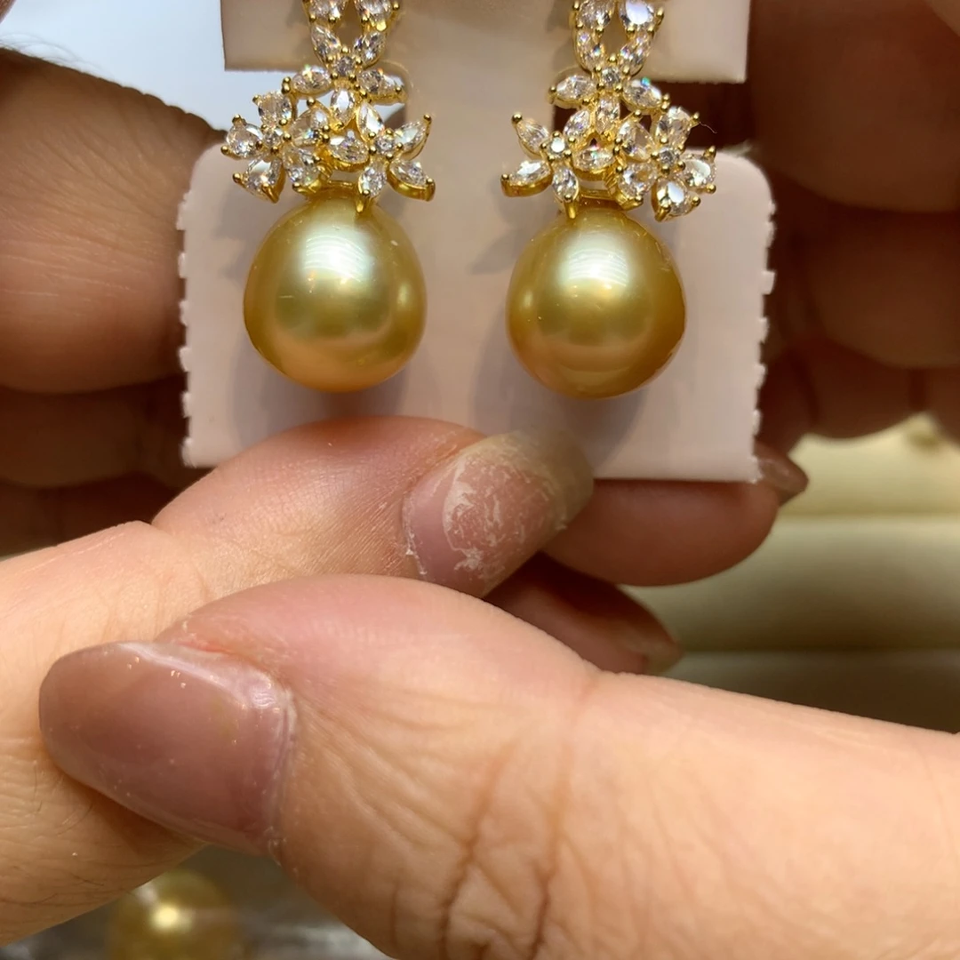 银S925镶嵌耳饰海水珍珠