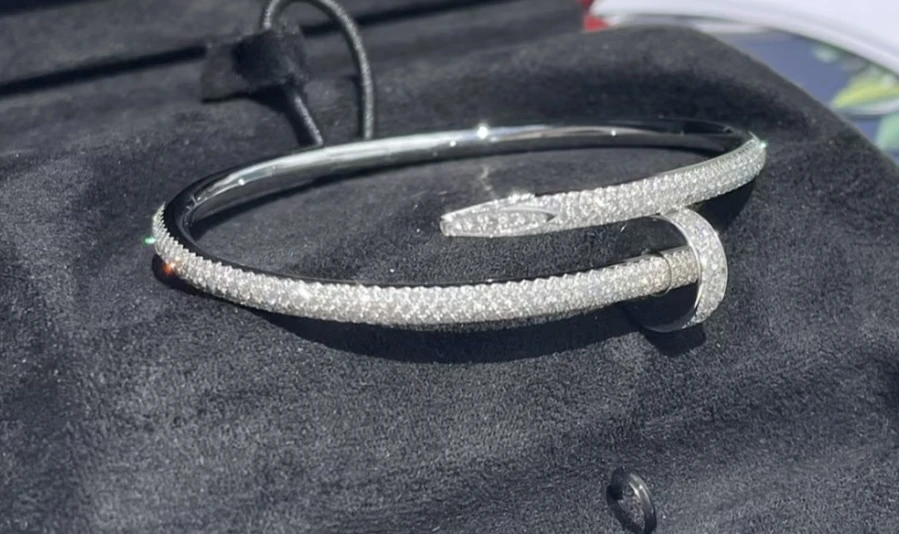 18k金大号天然钻石满钻钉子手镯叠戴很美