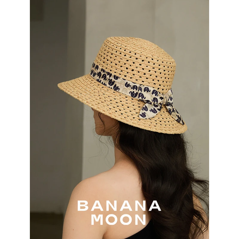 时髦度假风_重工镂空手钩拉菲草渔夫帽mi*umi*u风蝴蝶结盆帽