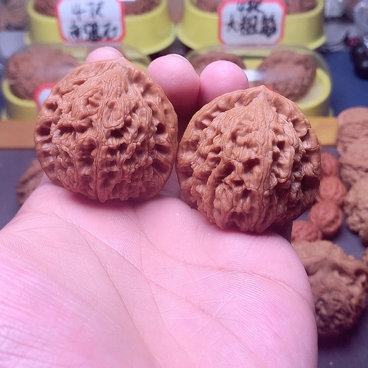 文玩核桃把件?****?水龙纹