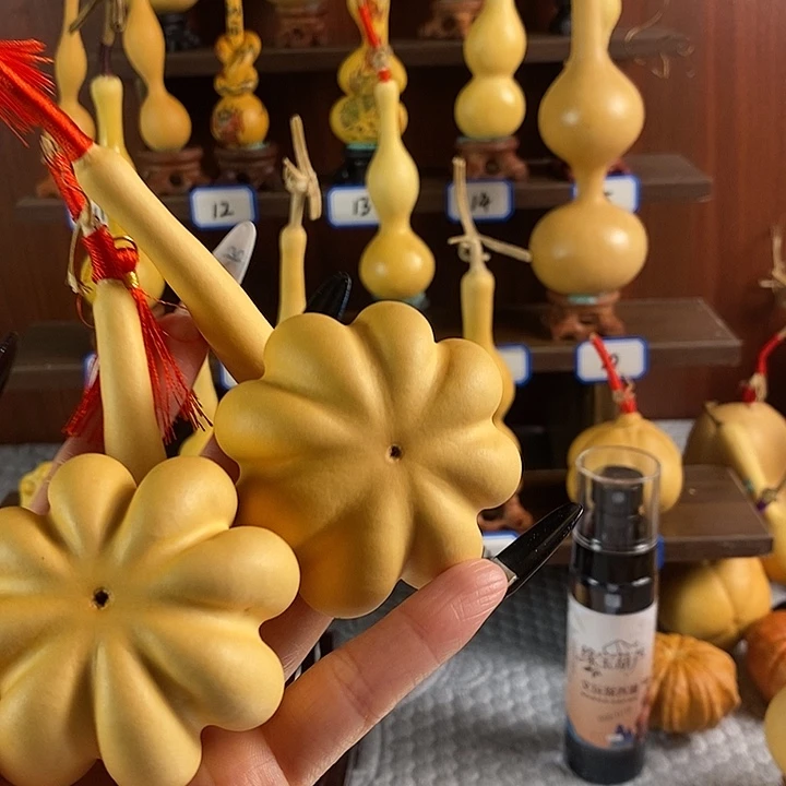 众***生这两位女孩子太好啦我好开心哦