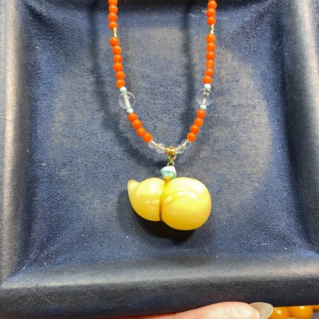 琥珀颈饰未镶嵌蜜蜡