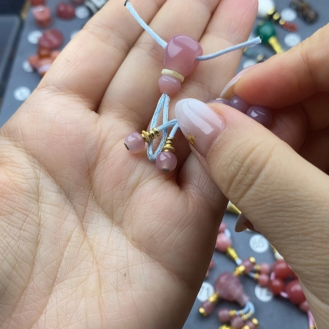肖***叔玛瑙/玉髓未镶嵌饰品